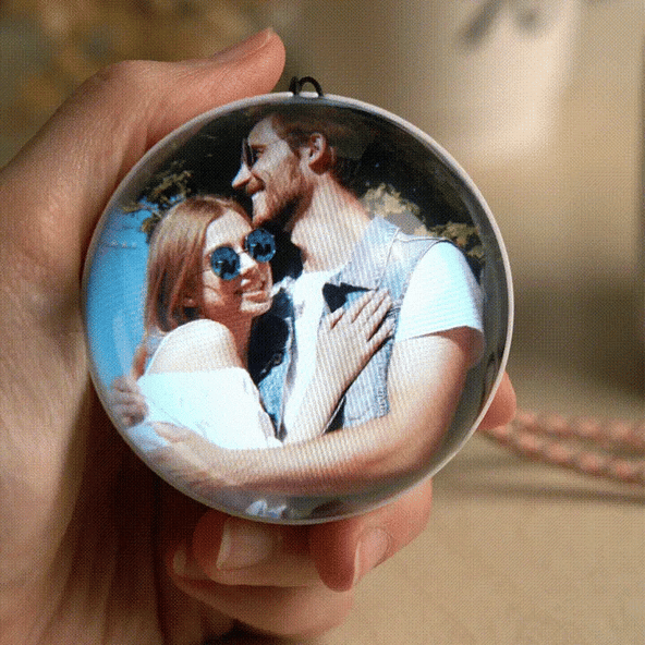 Magic Crystal Ball Hold Breathable Memories in Your Hand