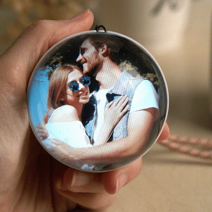 Magic Crystal Ball Hold Breathable Memories in Your Hand